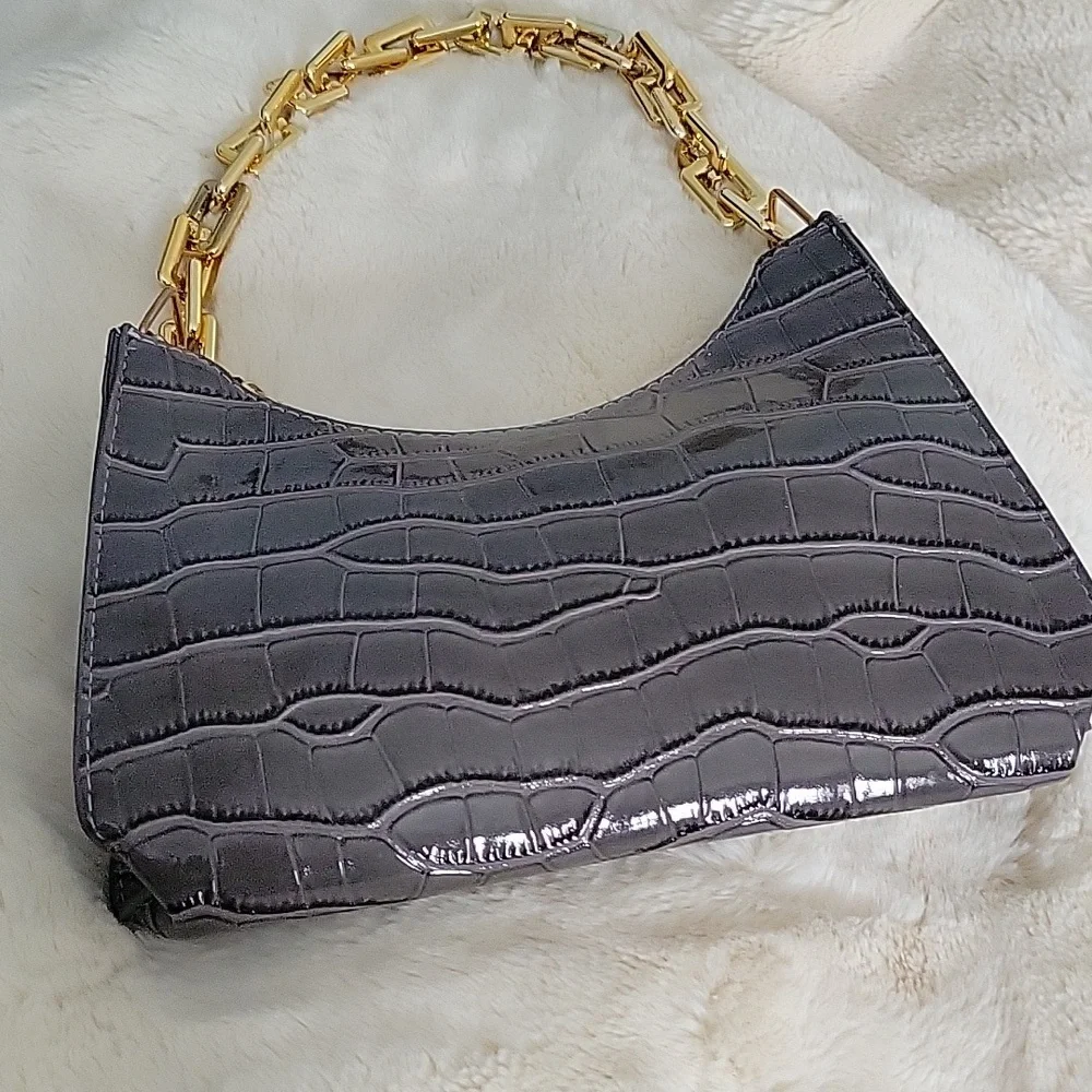 NWOT gray bag with chain strap